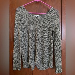 Black and white long sleeve knit with bow back